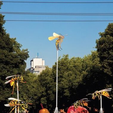 ARTZUID 2009 archief Florentijn Hofman Rottend Fruit en Wespen
