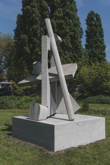 Ruud Kuijer - Venstersculptuur II (Tuimelend)