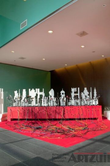 Bose-Krishnamachari-White-Ghost-Red-Carpet-ARTZUID-2011-archief