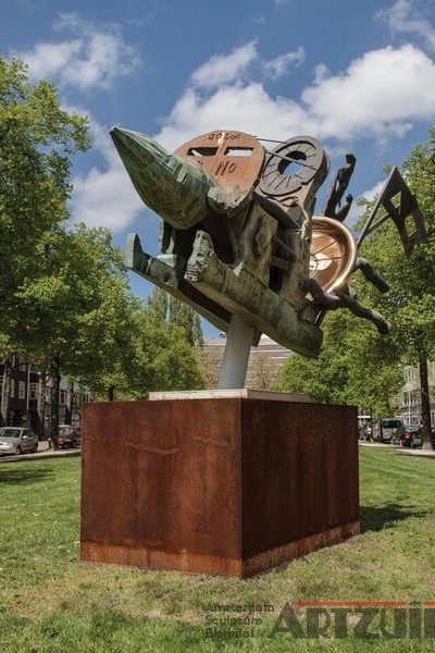 Jonathan Meese - Die Humpty-Dumpty-Machine der Totalen Zukunft-ARTZUID-2013-archief