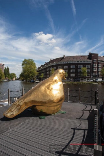 Marte Röling - De Grote Vette Vredesduif-ARTZUID-2013-archief