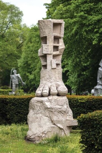 Atelier Van Lieshout – ‘Le Foot’ (2015)