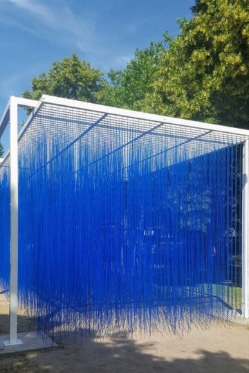 Jesús Rafael Soto – ‘Pénétrable BBL Bleu’ (1999) Edition AVILA 2007, nr. 5 out of 8