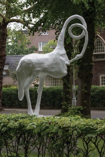 Gloria Friedmann – ‘Et moi, et moi, et moi’ (2015)