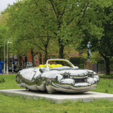 ARTZUID - Erwin Wurm - Fat Convertible