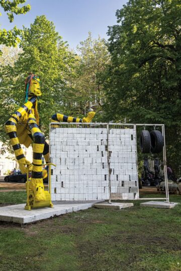 ARTZUID 2023 - David Bade & Tirzo Martha - Another Blòki in the Wall