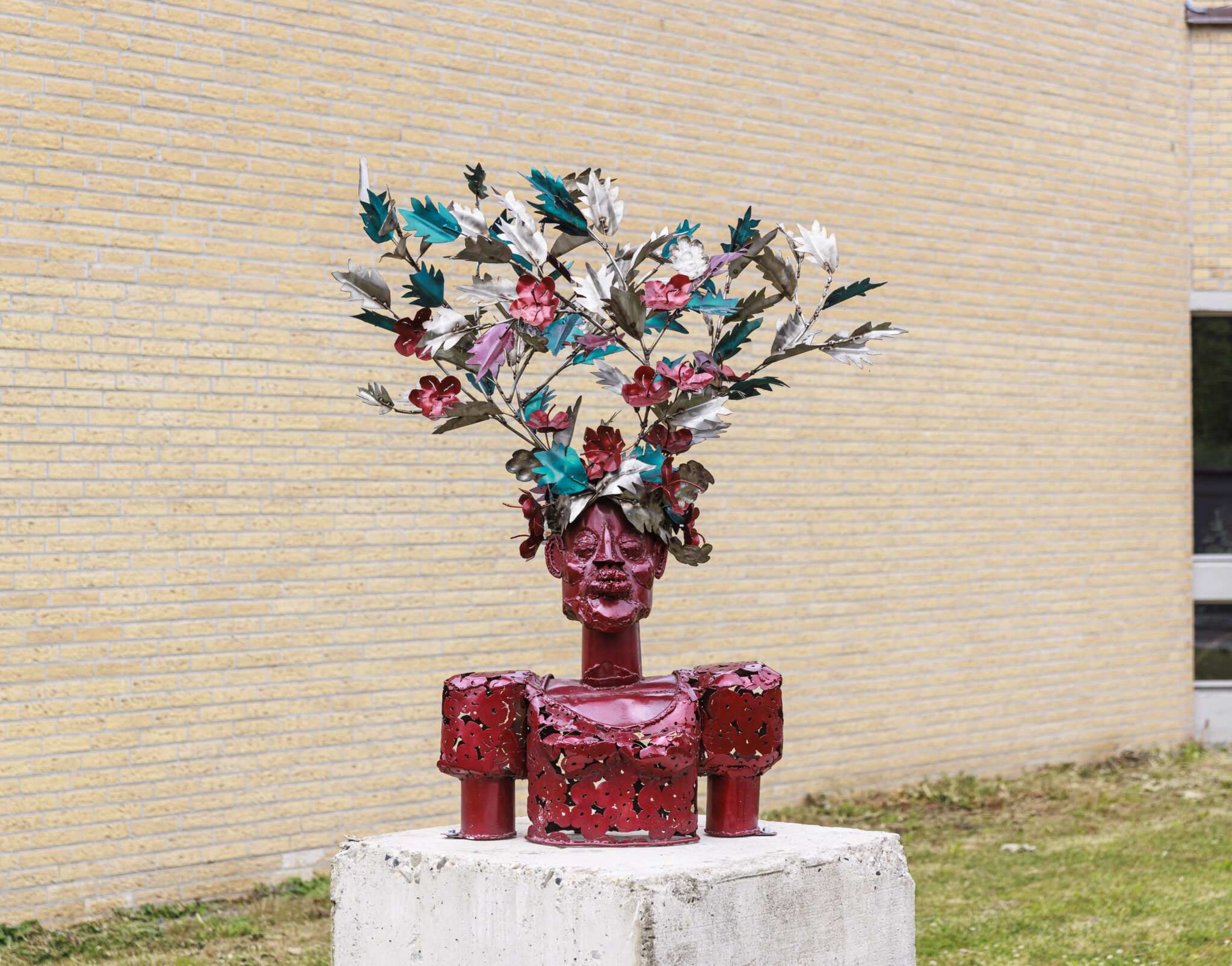 ARTZUID 2025 - Soukari Douglas Camp - Quantum One Barrel Girl / Puckered