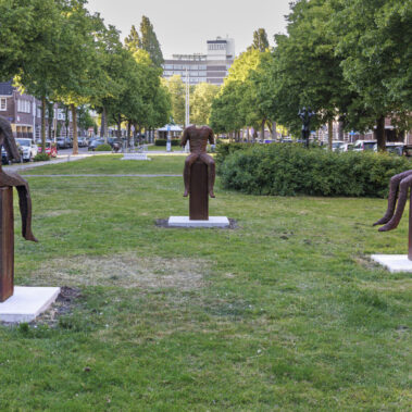 ARTZUID 2025 - Magdalena Abakanowicz - Sculpture of Sitting Boy